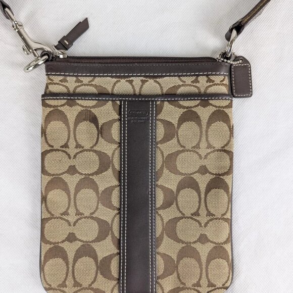 Vintage Coach Small Crossbody Bag Tan Logo Printed Canvas Brown Leather Accents - Picture 3 of 12